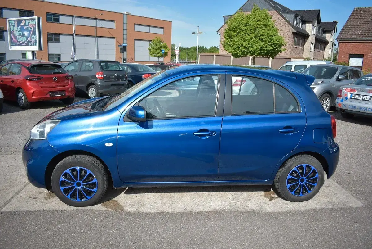 Gebraucht Nissan Micra Acenta 80 PS (58 kW) 2017 Blau Kleinwagen