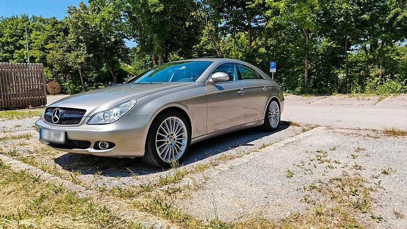 Gebraucht Mercedes CLS350 272 PS (200 kW) 2005 Beige Coupé