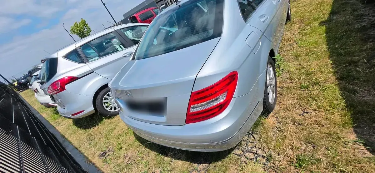 Gebraucht Mercedes C180 156 PS (114 kW) 2011 Grau Limousine