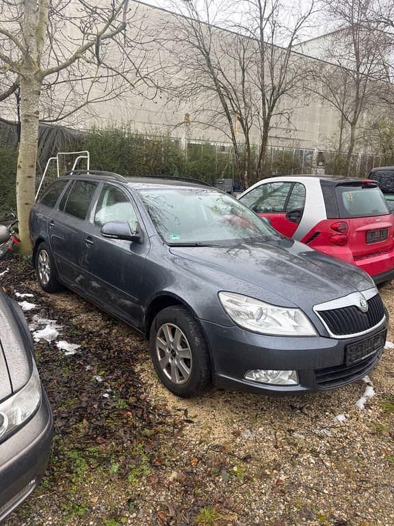 Gebraucht 2010 Skoda Octavia Ambiente Kombi | 1.500 € (Superpreis) - Bild 1/2