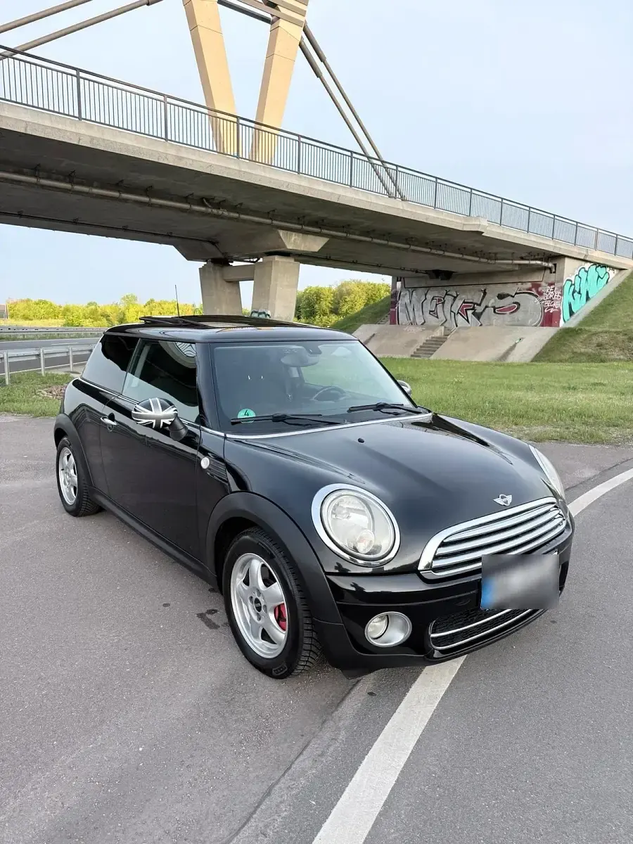 Gebraucht Mini Cooper D 109 PS (80 kW) 2009 Schwarz Kleinwagen