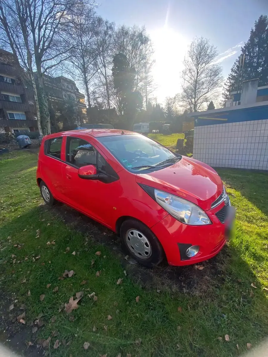 Gebraucht Chevrolet Spark 68 PS (50 kW) 2010 Rot Kleinwagen