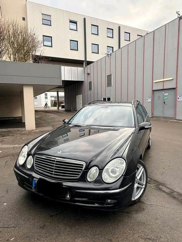 Gebraucht Mercedes E280 190 PS (139 kW) 2005 Schwarz Kombi