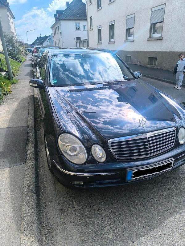 Gebraucht Mercedes E320 Avantgarde 204 PS (150 kW) 2004 Limousine