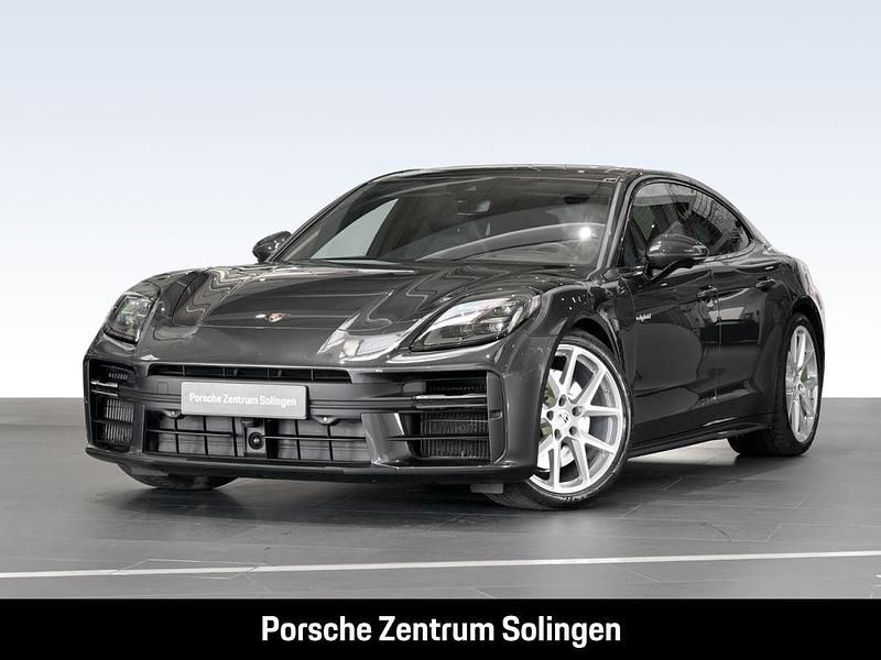 Silber Gebraucht 2024 Porsche Panamera 4 Limousine | 123.890 € (Guter Preis) - Bild 1/4