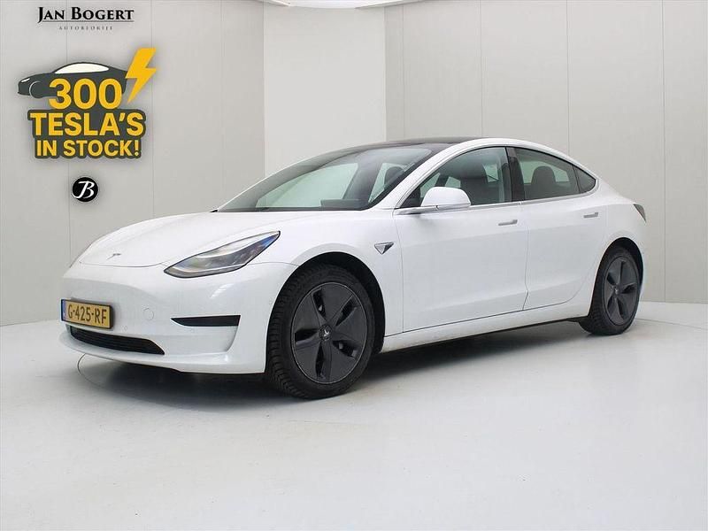 Weiß Gebraucht 2019 Tesla Model 3 Standard Range Limousine | 18.700 € (Fairer Preis) - Bild 1/4