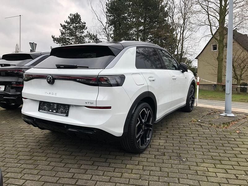 Gebraucht VW T-Roc Life 116 PS (85 kW) 2025 Pure white SUV