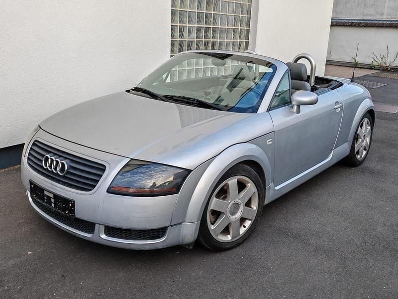 Silber Gebraucht 2001 Audi TT Roadster Cabrio | 3.600 € (Superpreis) - Bild 1/4