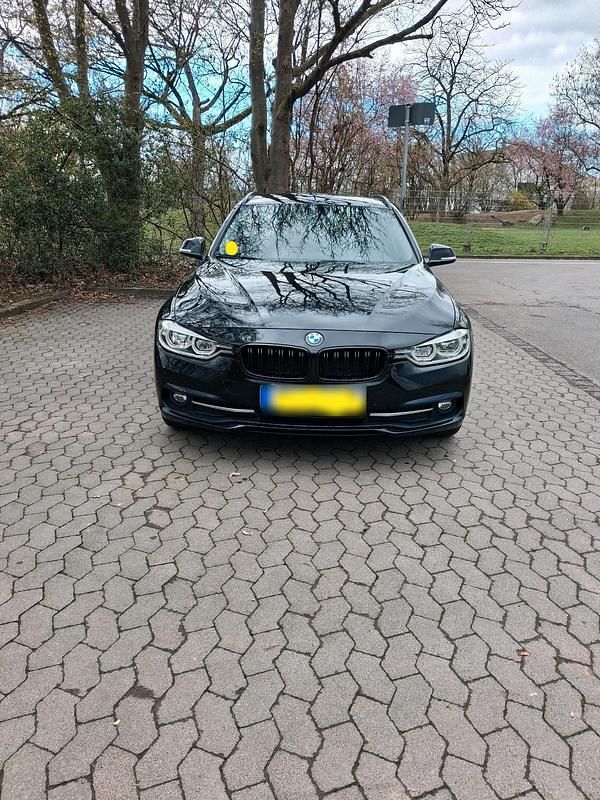 Gebraucht BMW 318 150 PS (110 kW) 2019 Schwarz Kombi