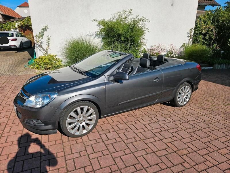 Grau Gebraucht 2010 Opel Astra Cabriolet Cabrio | 5.399 € (Etwas zu teuer) - Bild 1/4