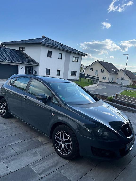 Second-hand Seat Leon Style 125 CP (91 kW) 2010 Gri Hatchback