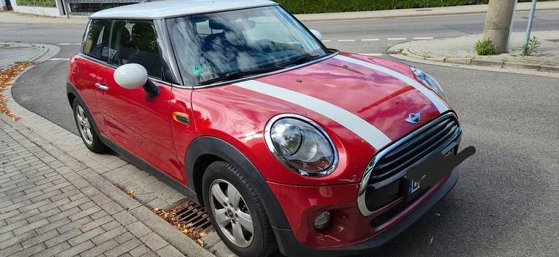 Rot Gebraucht 2016 Mini Cooper Kleinwagen | 12.500 € (Guter Preis) - Bild 1/4