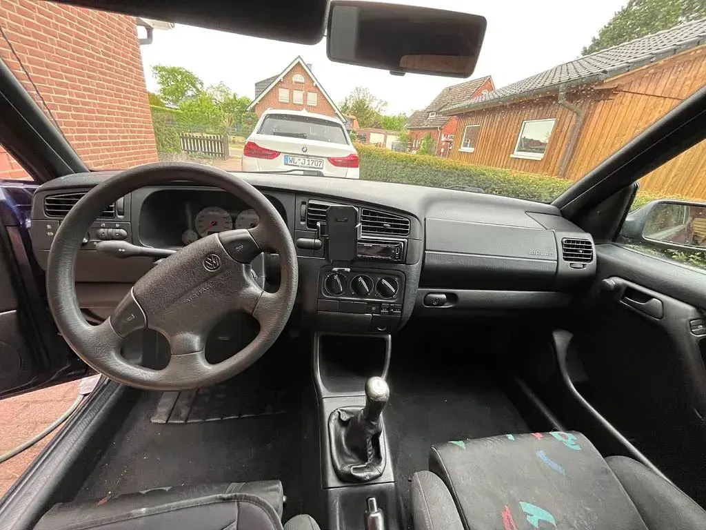 Gebraucht VW Golf Cabriolet Edition 90 PS (66 kW) 1995 Blau Cabrio