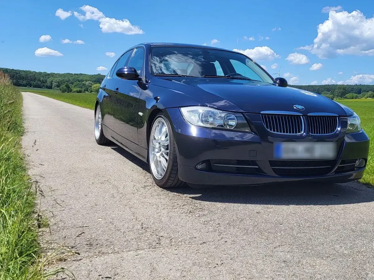 Gebraucht BMW 330 Performance 258 PS (189 kW) 2006 Blau Limousine
