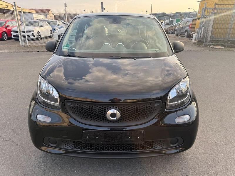 Gebraucht Smart ForFour 71 PS (52 kW) 2015 Schwarz Kleinwagen