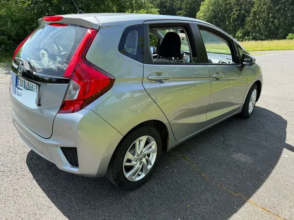 Gebraucht Honda Jazz Comfort 102 PS (75 kW) 2017 Grau Kleinwagen