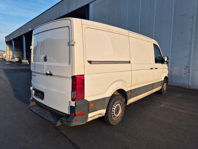 Gebraucht VW Crafter 102 PS (75 kW) 2022 Weiß Van
