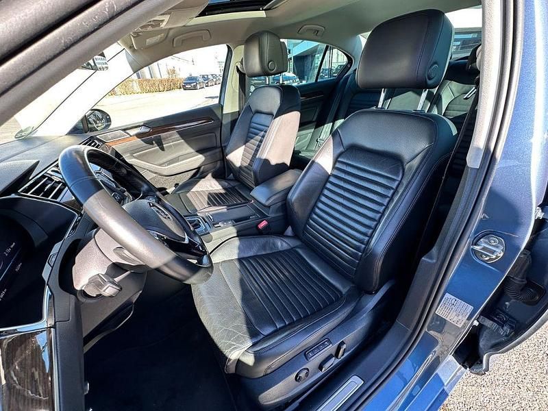 Gebraucht VW Passat Highline 280 PS (205 kW) 2016 Blau Limousine