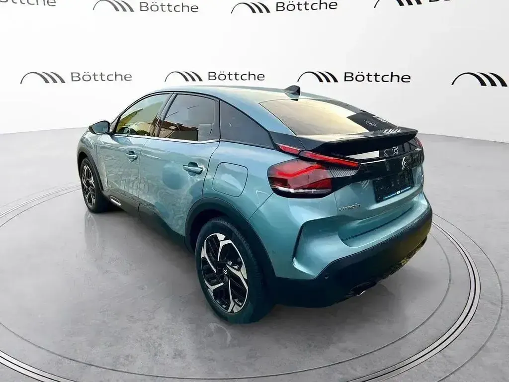 Gebraucht Citroën C4 Shine 131 PS (96 kW) 2023 Lackierung olbia blau/typ auss SUV