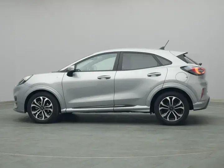 Gebraucht Ford Puma ST-Line 125 PS (91 kW) 2022 Silber Limousine
