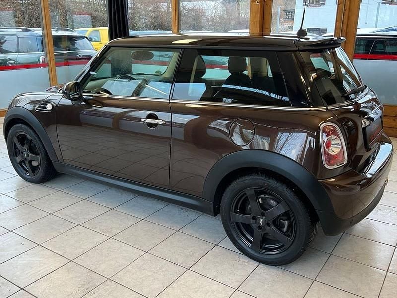 Gebraucht Mini Cooper 122 PS (89 kW) 2011 Braun Kleinwagen