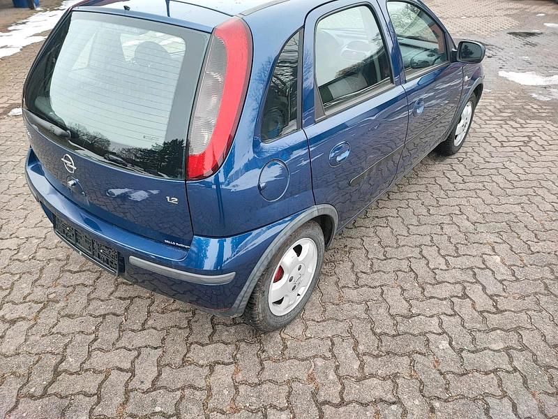 Gebraucht Opel Corsa 75 PS (55 kW) 2004 Blau Kleinwagen
