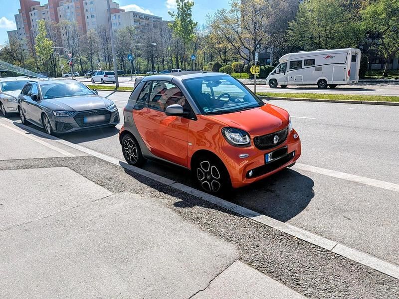 Używany Smart ForTwo Cabrio Passion 90 KM (66 kW) 2017 Pomarańczowy Kabriolet