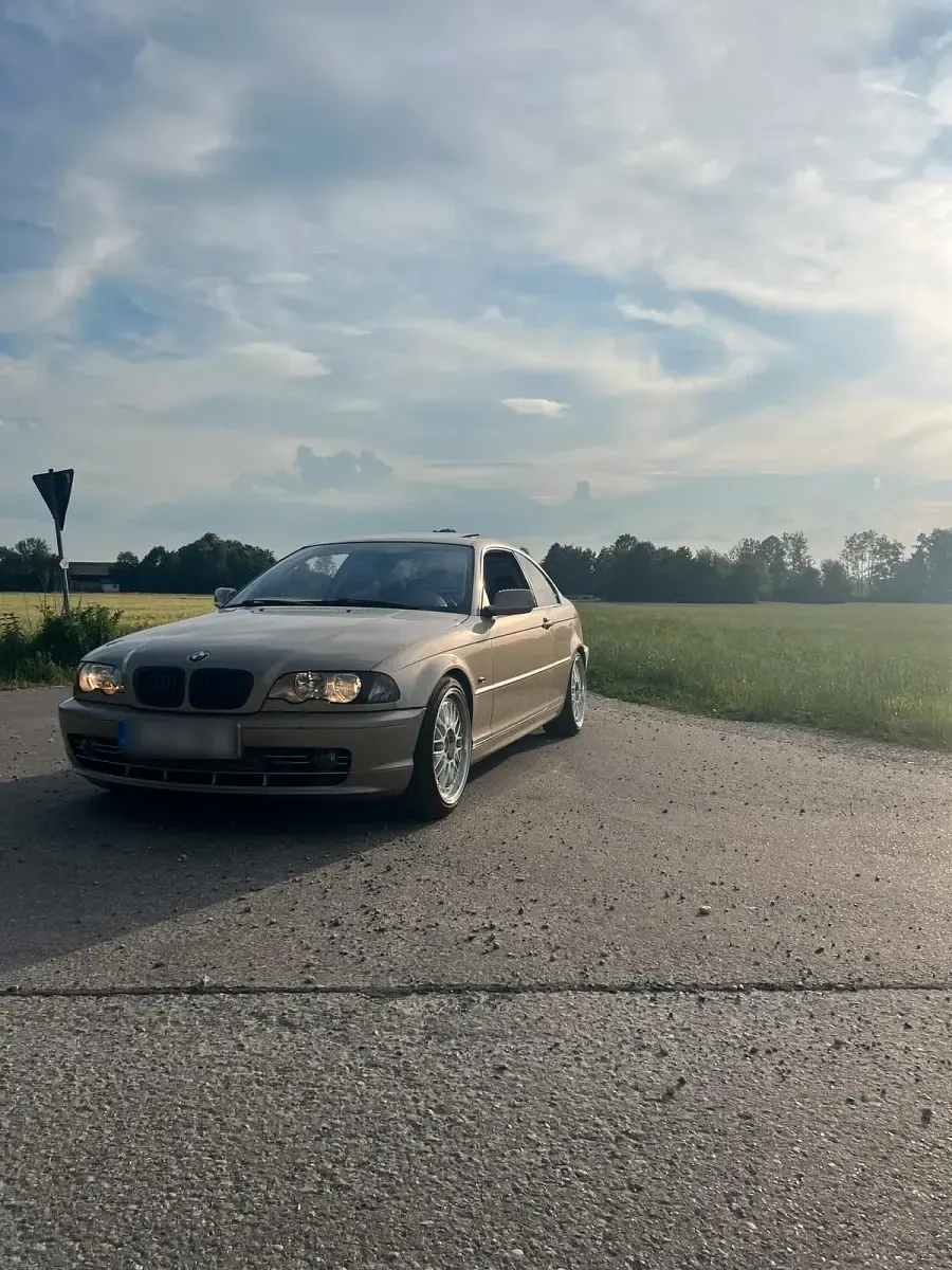 Gebraucht BMW 330 M Sport 231 PS (169 kW) 2001 Beige Coupé