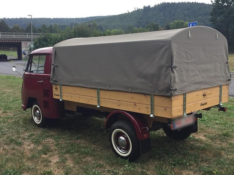Gebraucht VW Crafter 32 PS (23 kW) 1963 Rot