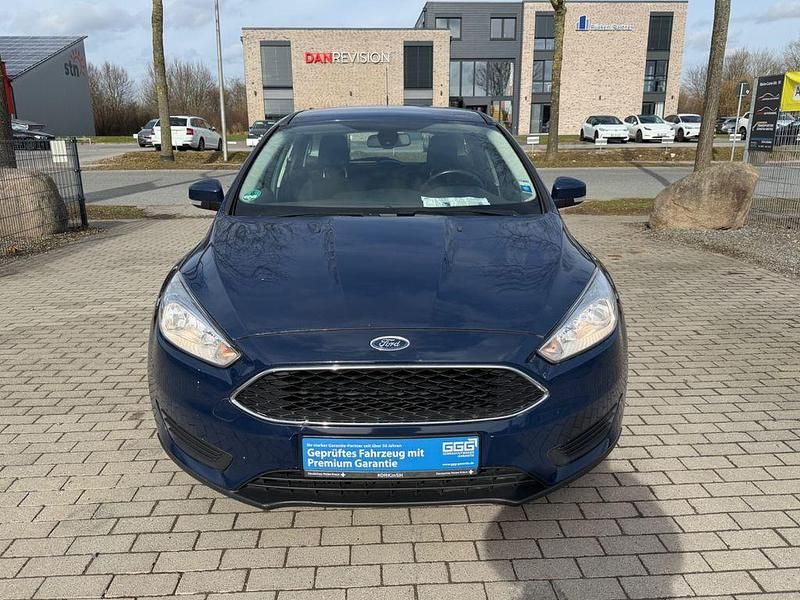 Gebraucht Ford Focus Trend 120 PS (88 kW) 2016 Blau Kombi