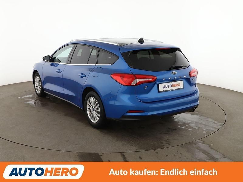Gebraucht Ford Focus Titanium 155 PS (114 kW) 2020 Blau Kombi