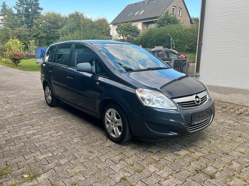 Gebraucht 2009 Opel Zafira Kombi | 1.999 € (Guter Preis) - Bild 1/4