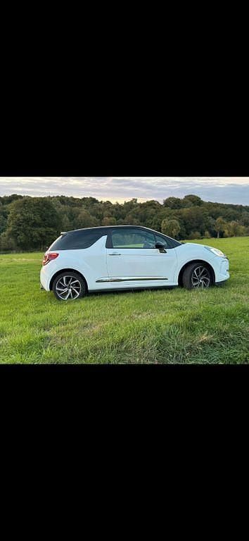Gebraucht DS Automobiles DS3 So Chic 110 PS (80 kW) 2016 Weiß Kleinwagen