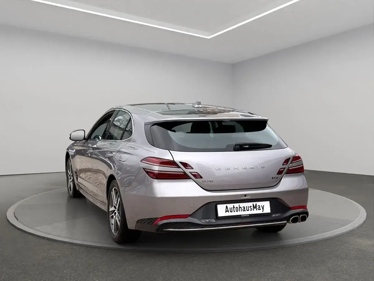 Gebraucht Genesis G70 Premium 200 PS (147 kW) 2024 Grau Kombi