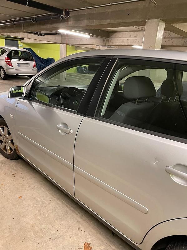 Gebraucht VW Polo 101 PS (74 kW) 2001 Silber Kleinwagen