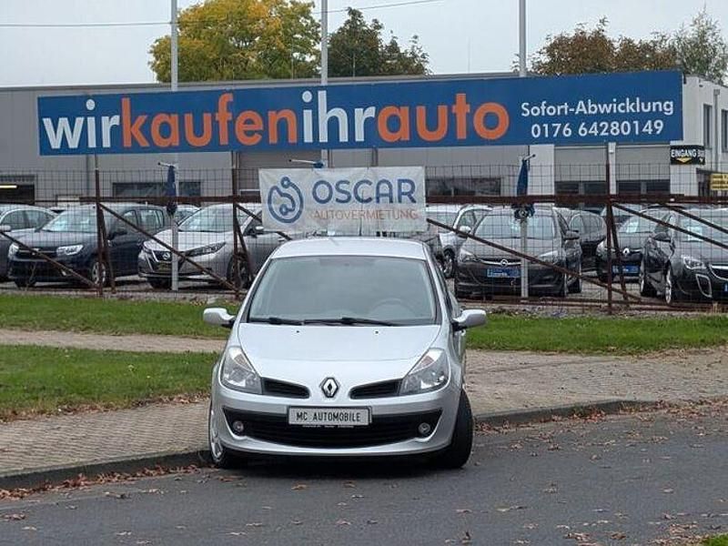 Andere Gebraucht 2006 Renault Clio II Limousine | 2.999 € (Etwas zu teuer) - Bild 1/4