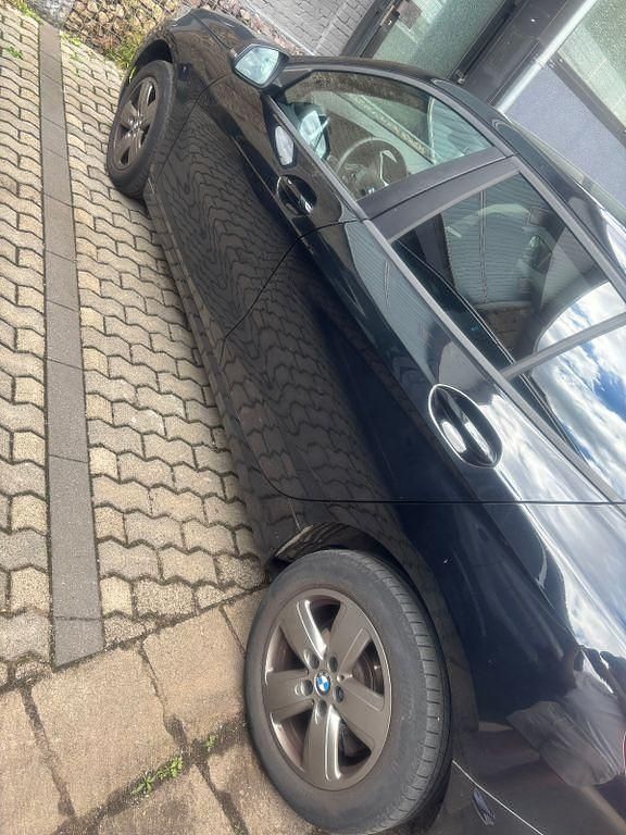 Gebraucht BMW 118 140 PS (102 kW) 2020 Schwarz Kleinwagen