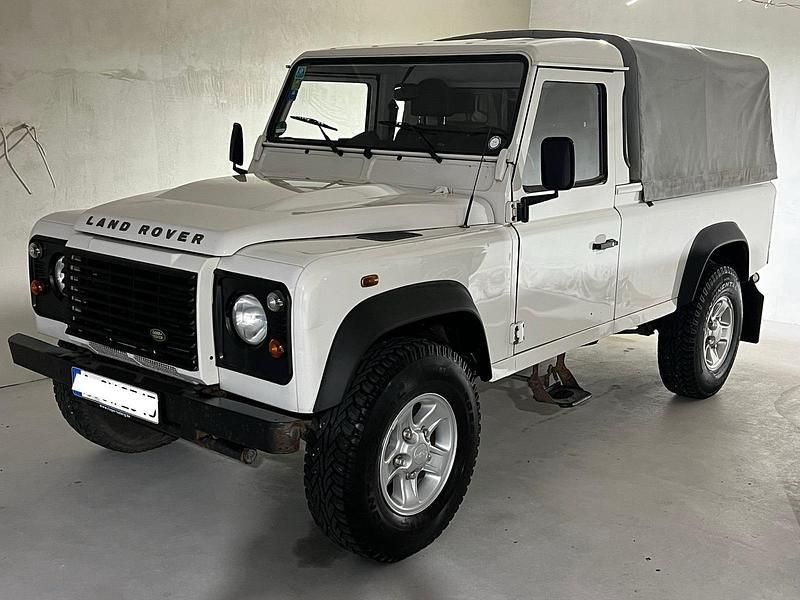 Weiß Gebraucht 2011 Land Rover Defender SUV | 28.990 € - Bild 1/4