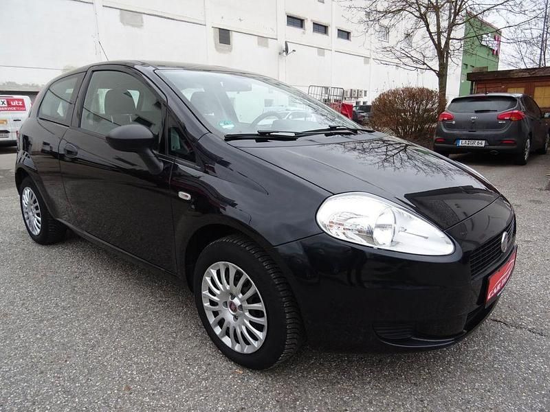 Gebraucht Fiat Punto Pop 69 PS (50 kW) 2013 Schwarz Kleinwagen