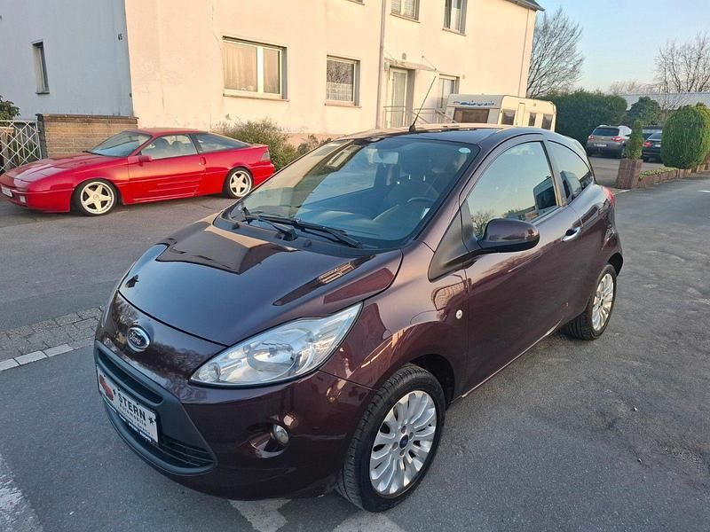 Gebraucht Ford Ka Titanium 69 PS (50 kW) 2012 Braun Kleinwagen
