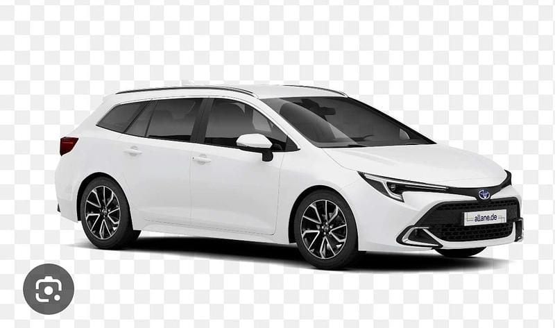 Neu Toyota Corolla 196 PS (144 kW) 2026 Super white 2 Kombi