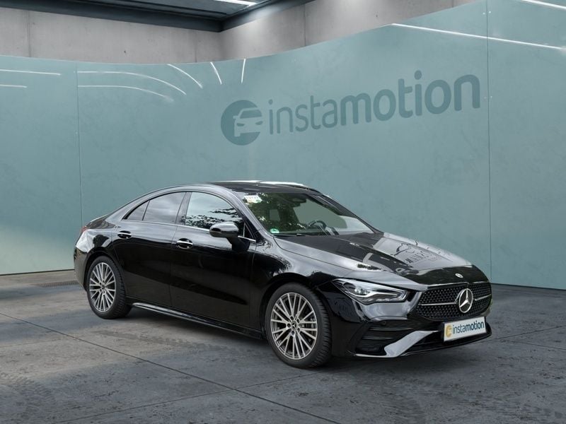 Schwarz Gebraucht 2024 Mercedes CLA180 AMG line Limousine | 34.600 € (Fairer Preis) - Bild 1/3