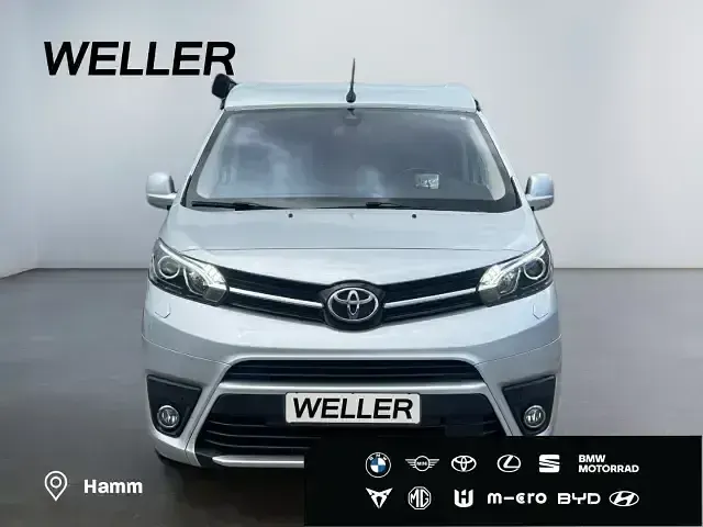 Gebraucht Toyota Proace Comfort 150 PS (110 kW) 2019 Silver (silber) Van / Kleinbus