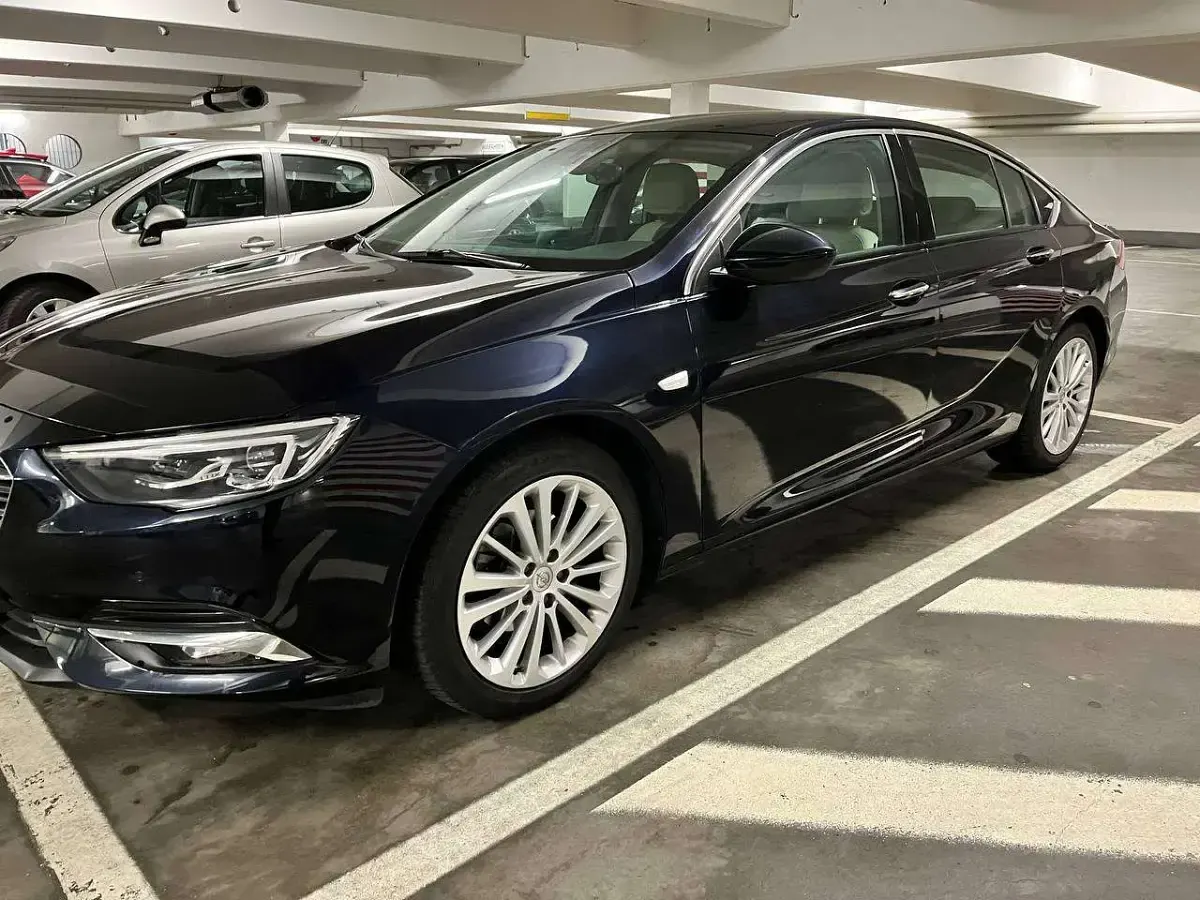 Gebraucht Opel Insignia Sport 165 PS (121 kW) 2017 Limousine