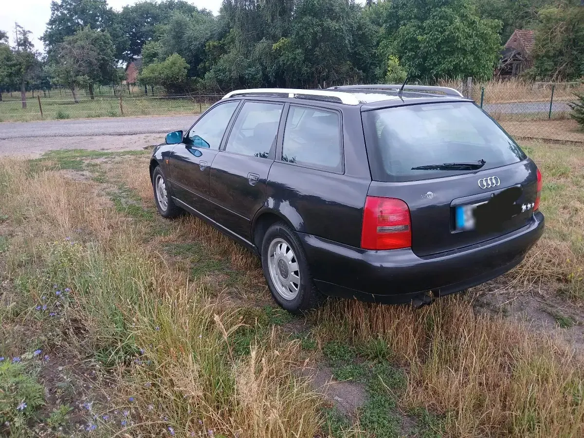Gebraucht Audi A4 150 PS (110 kW) 1998 Violet Kombi