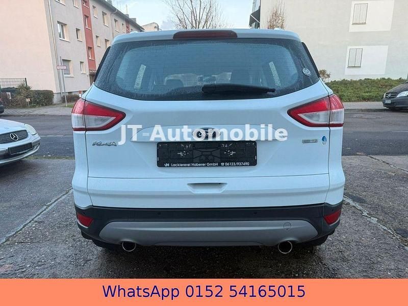 Gebraucht Ford Kuga Titanium 182 PS (133 kW) 2013 Weiß SUV