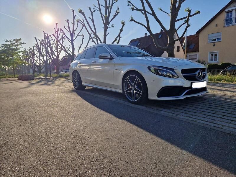 Weiß Gebraucht 2017 Mercedes C63 AMG AMG Kombi | 42.590 € (Fairer Preis) - Bild 1/4
