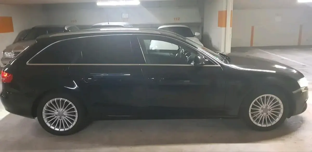 Gebraucht Audi A4 170 PS (125 kW) 2009 Schwarz Kombi