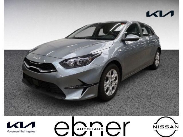 (css) lunarsilber met. Gebraucht 2024 Kia Ceed Limousine | 22.990 € (Superpreis) - Bild 1/4