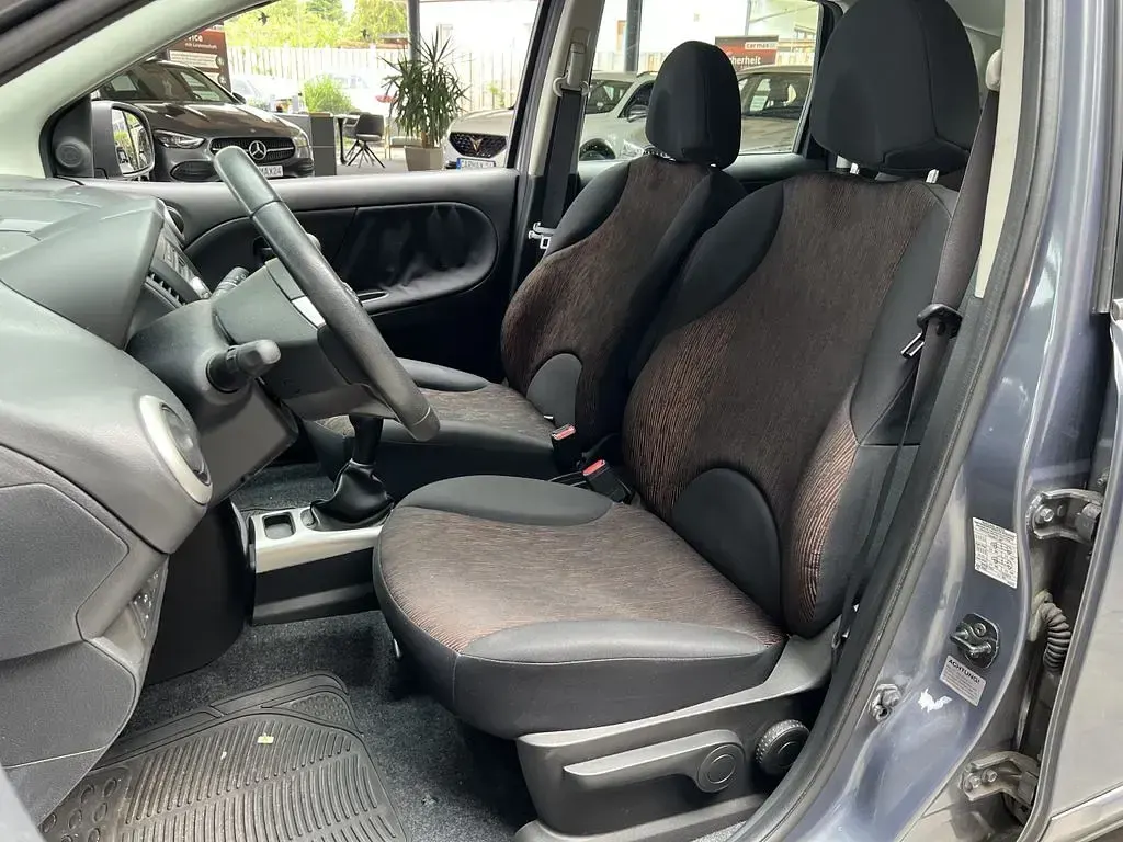 Gebraucht Nissan Note Acenta 88 PS (64 kW) 2010 Blau Kleinwagen